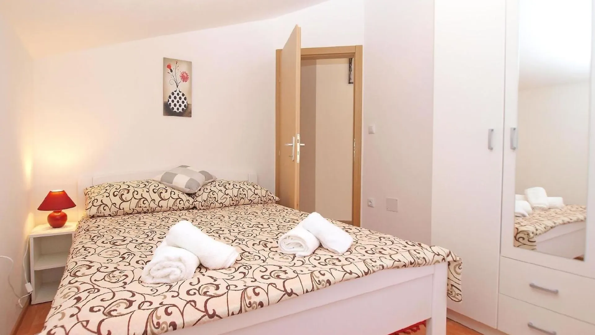 Ferienwohnung Fuer 6 Personen Ca 70 Qm In Fazana-Surida, Istrien Istrische Riviera Valbandon 0*,